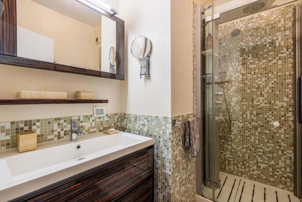 Amazing Apt In The Heart Of Pta Venezia มิลาน ภายนอก รูปภาพ