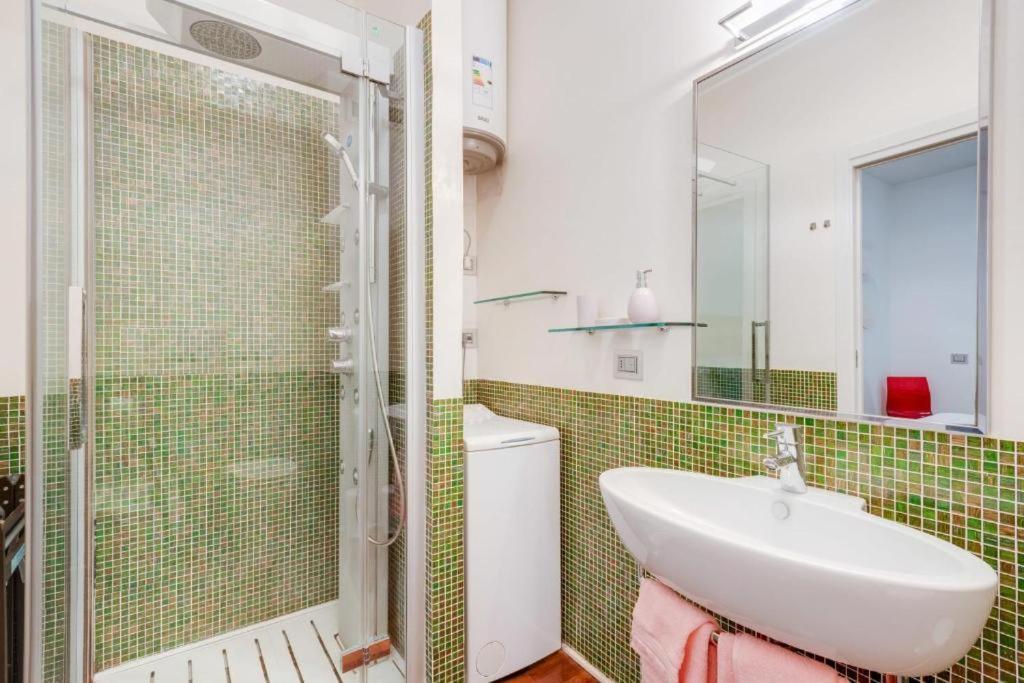 Amazing Apt In The Heart Of Pta Venezia มิลาน ภายนอก รูปภาพ